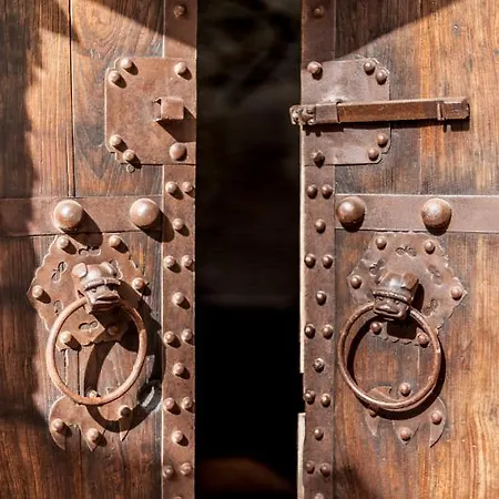 The - Adults Only Riad 4*